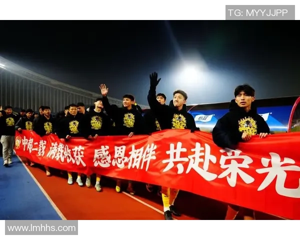 全球收入最高的足球明星揭秘及其背后的财富故事